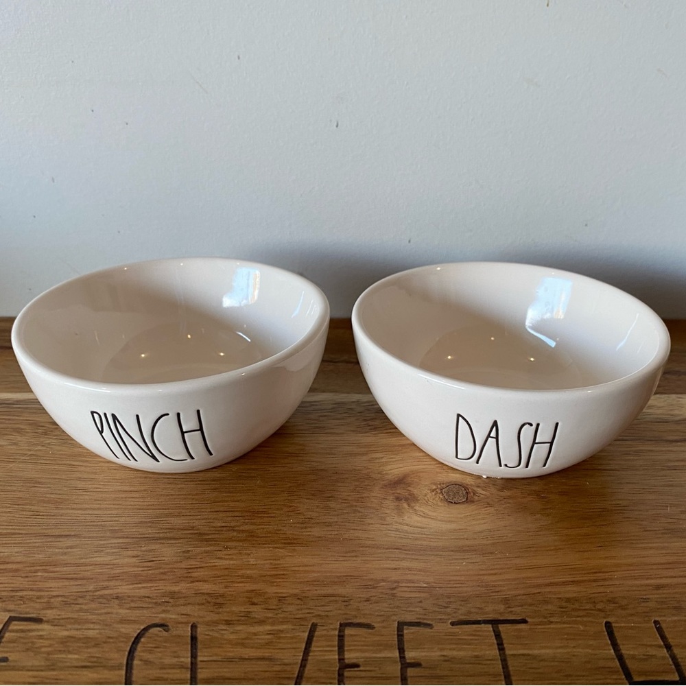 New Rae Dunn Pinch & Dash Bowls